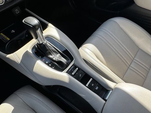 Used 2024 Honda HR-V EX-L image 29