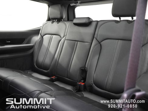 New 2026 Jeep Grand Wagoneer Summit AWD/4WD image 9