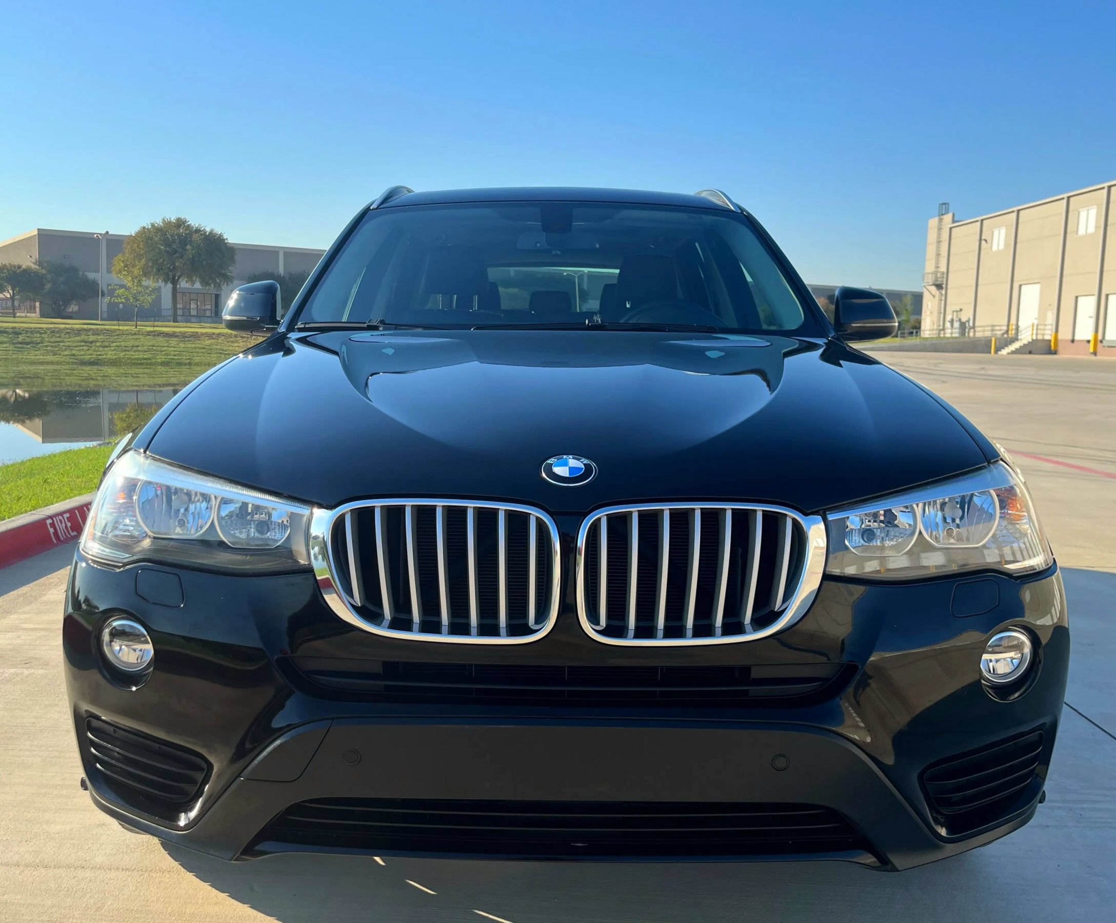Used 2016 BMW X3 xDrive28i AWD/4WD image 2