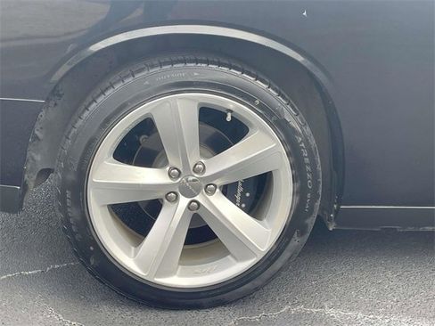 Used 2012 Dodge Challenger SXT w/ Sound Group image 7