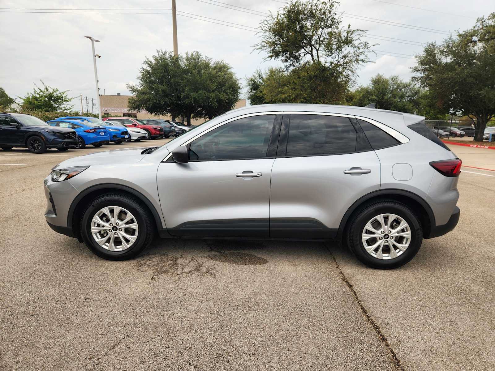 Used 2023 Ford Escape Active FWD image 4