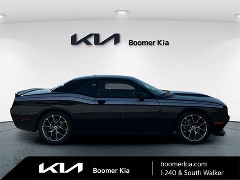 Used 2023 Dodge Challenger GT image 4