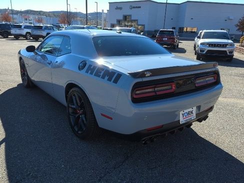 Used 2020 Dodge Challenger R/T w/ Blacktop Package image 6