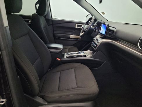 Used 2022 Ford Explorer XLT AWD/4WD image 21