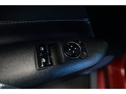 Used 2016 Ford Mustang Coupe RWD image 14