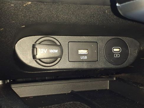 Used 2025 Hyundai Elantra Sport image 22