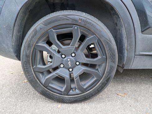 Used 2024 Kia Seltos X-Line image 14