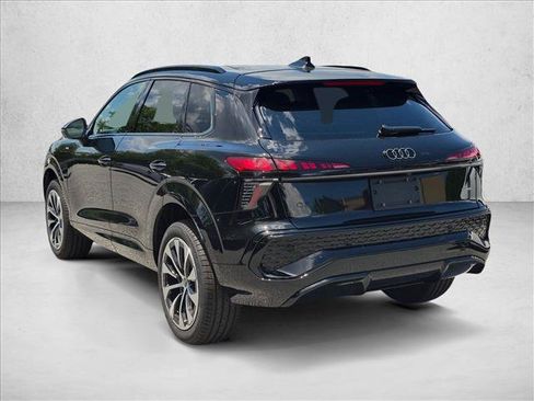 New 2026 Audi Q3 quattro 2.0T AWD/4WD image 9