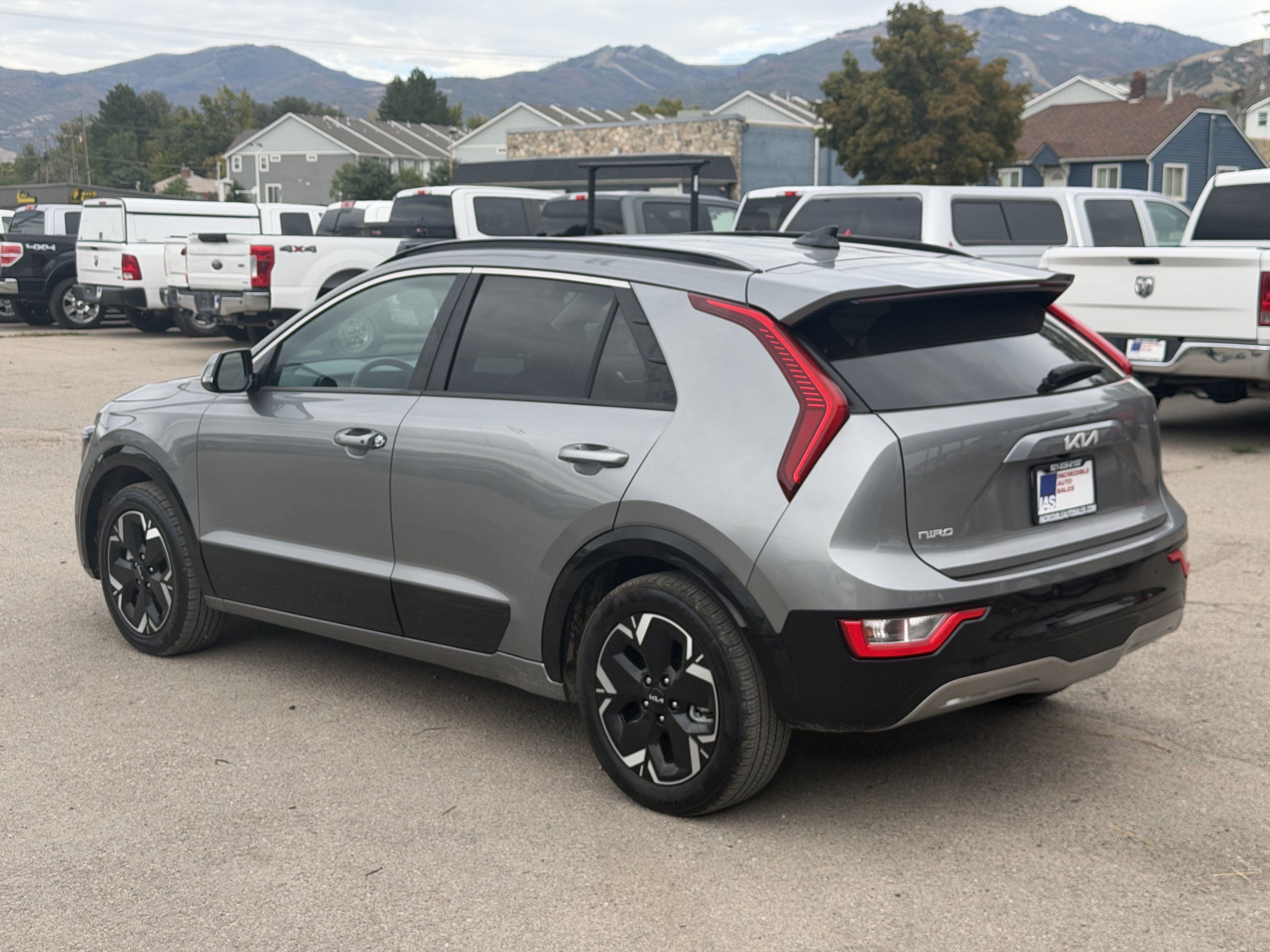 Used 2024 Kia Niro Wind FWD image 4