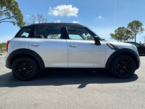 Used 2013 MINI Cooper Countryman S FWD image 9