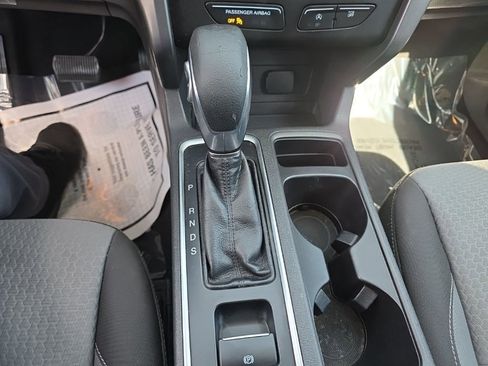 Used 2018 Ford Escape SE FWD image 18