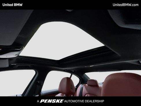 Used 2025 BMW M340i Sedan RWD image 12
