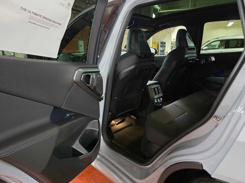 Used 2026 BMW X3 xDrive30 w/ Premium Package image 60