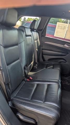 Used 2017 Jeep Grand Cherokee Limited AWD/4WD image 15
