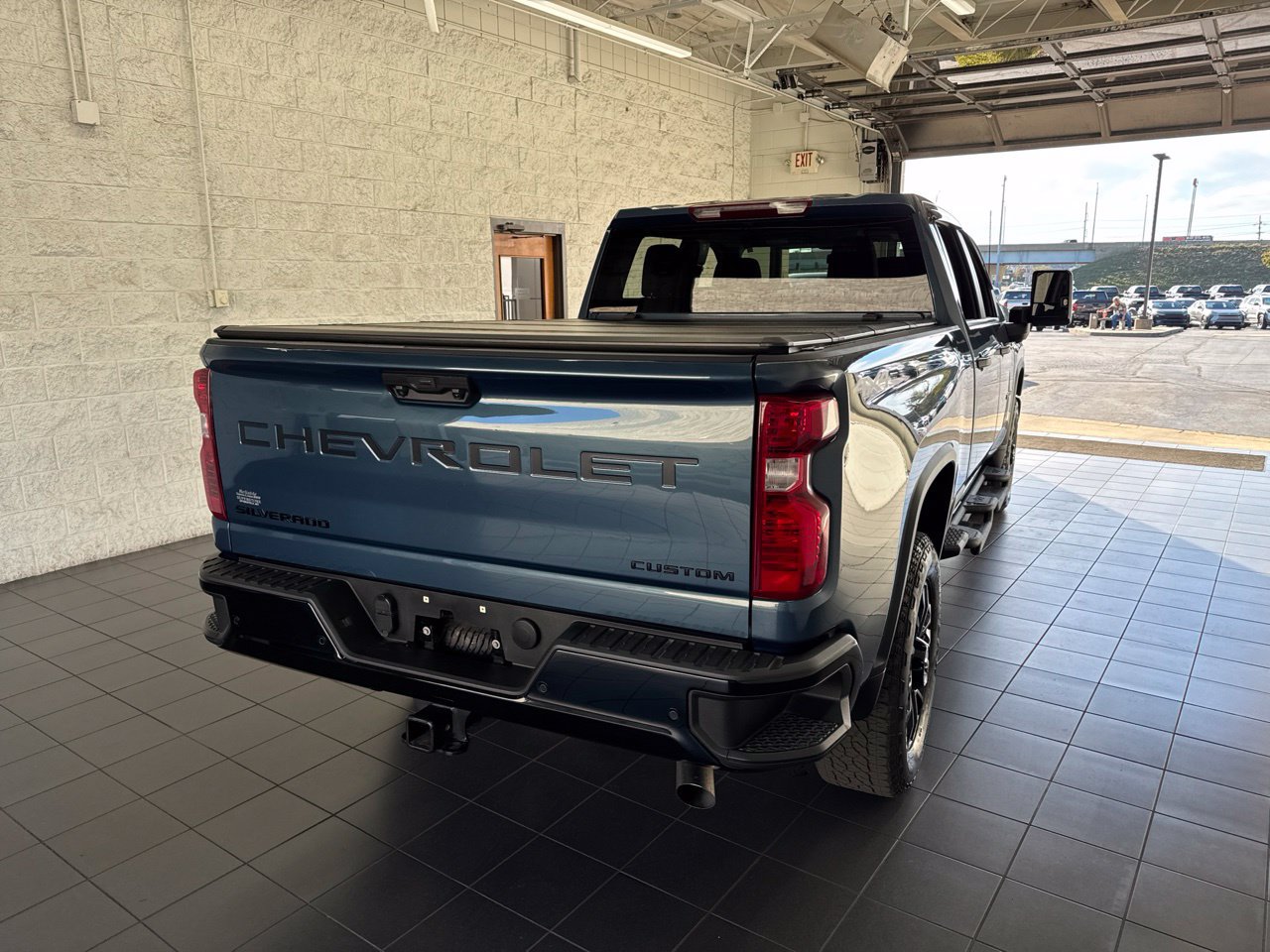 Used 2025 Chevrolet Silverado 2500 Custom w/ Custom Value Package AWD/4WD image 7
