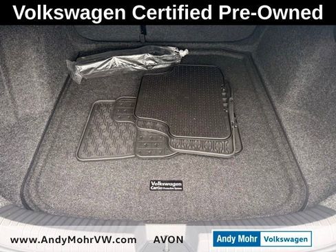 Used 2025 Volkswagen Jetta Sport FWD image 9