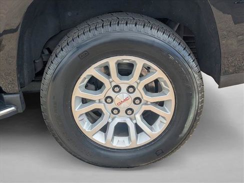 Used 2020 GMC Yukon SLT image 24