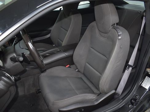 Used 2015 Chevrolet Camaro LT w/ 1LT Preferred Package RWD image 16