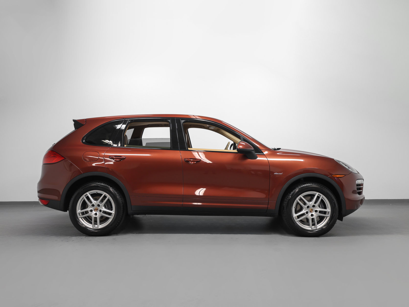 Used 2013 Porsche Cayenne Diesel AWD/4WD image 13
