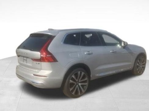 Used 2023 Volvo XC60 B5 Ultimate AWD/4WD image 4