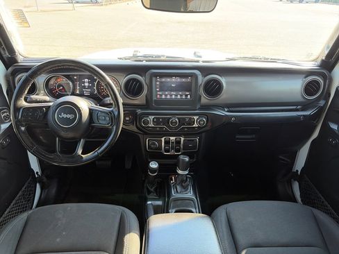 Used 2021 Jeep Gladiator Sport AWD/4WD image 13