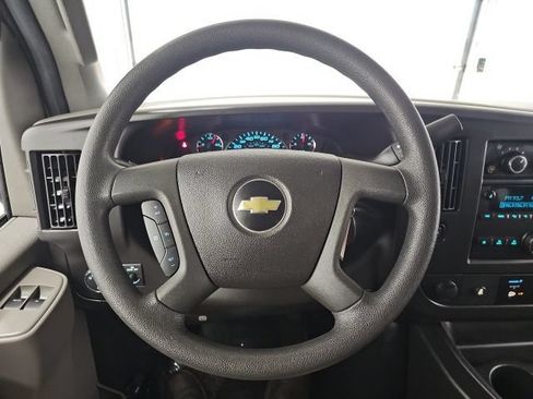 Used 2017 Chevrolet Express 3500 LT w/ LT Preferred Equipment Group RWD image 17
