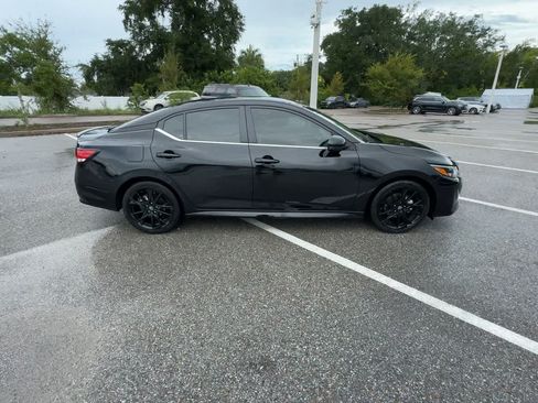 Used 2025 Nissan Sentra SR w/ Midnight Edition FWD image 9