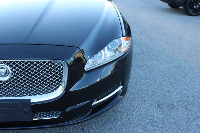 Used 2012 Jaguar XJ L RWD image 38