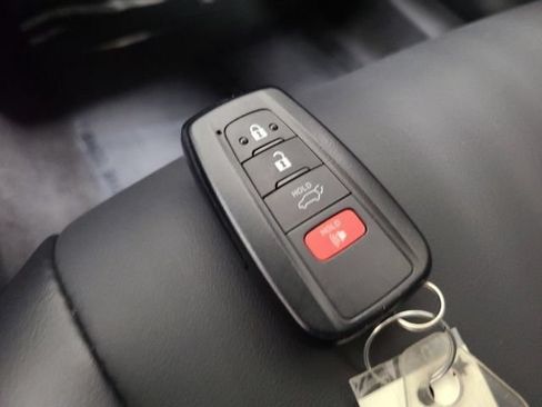 Certified 2023 Toyota RAV4 XLE Premium AWD/4WD image 38