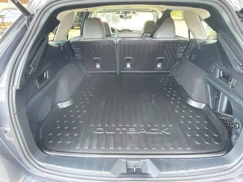Used 2025 Subaru Outback Limited AWD/4WD image 19