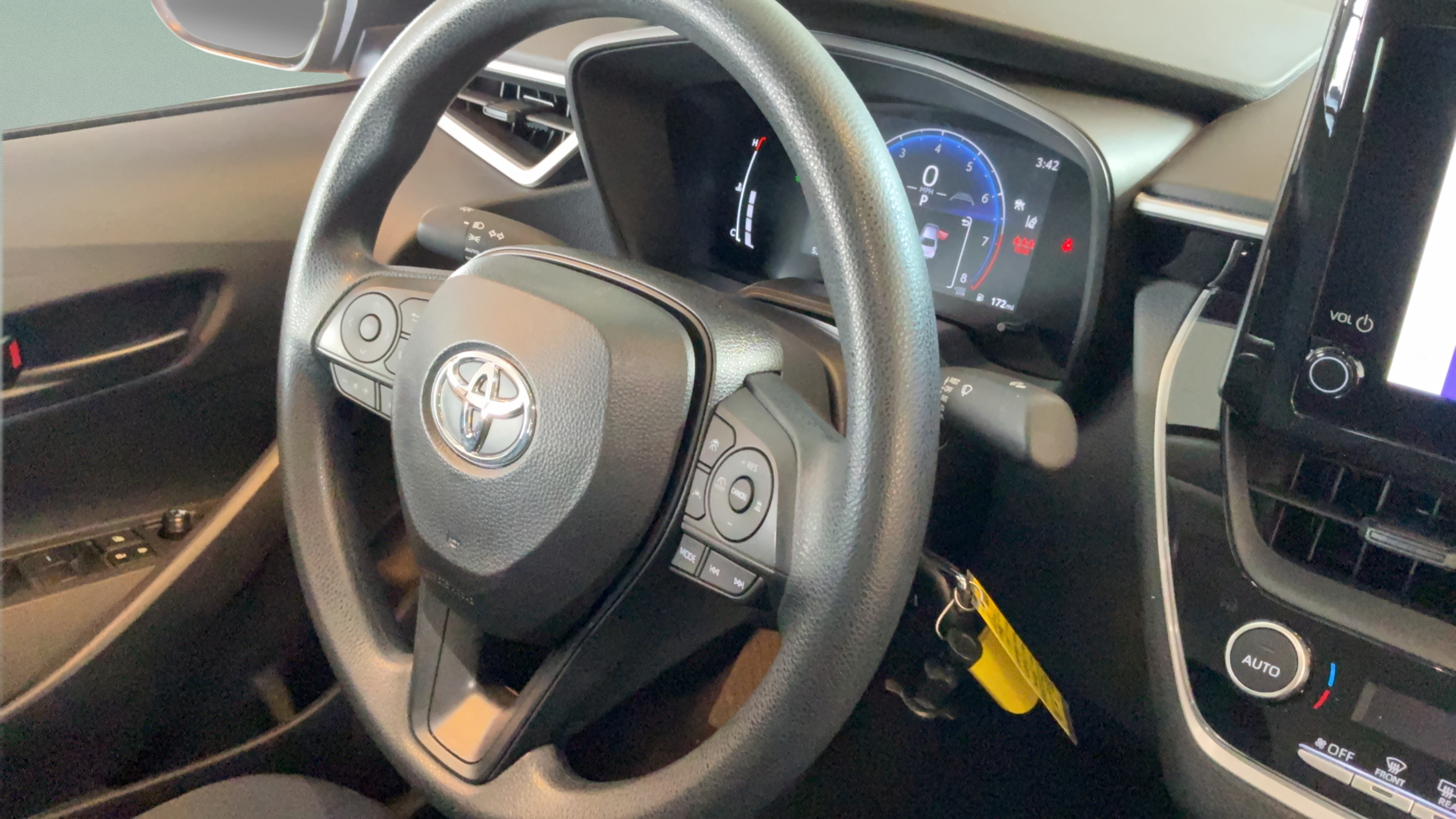 Certified 2026 Toyota Corolla LE FWD image 35