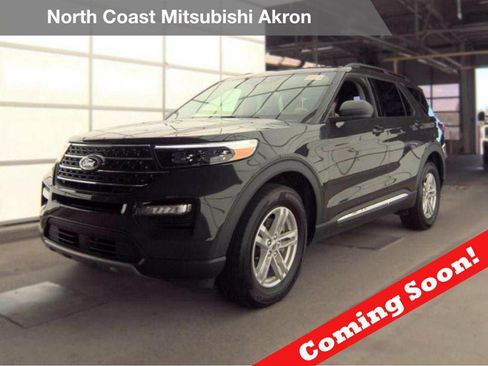 Used 2024 Ford Explorer XLT w/ Equipment Group 202A AWD/4WD image 1
