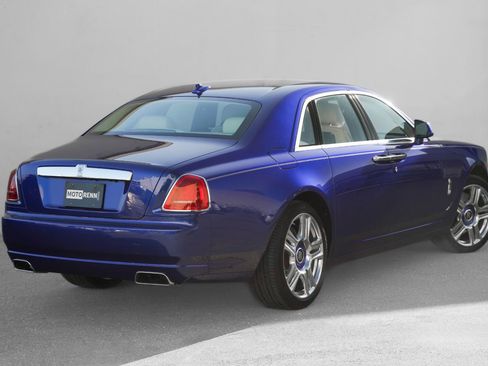 Used 2016 Rolls-Royce Ghost image 9