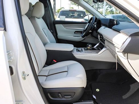 New 2026 MAZDA CX-90 Plug-In Hybrid w/ Premium Plus AWD/4WD image 18