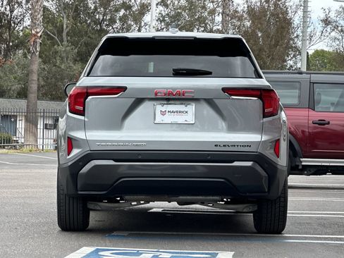 Used 2025 GMC Terrain Elevation AWD/4WD image 4