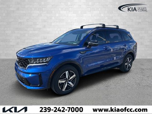 Used 2022 Kia Sorento S image 1
