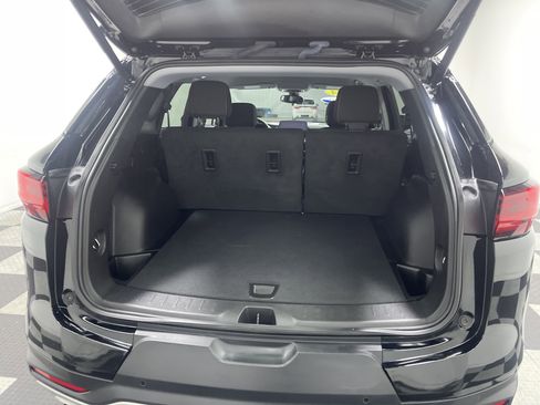 Used 2024 Chevrolet Blazer LT w/ Convenience Package image 18