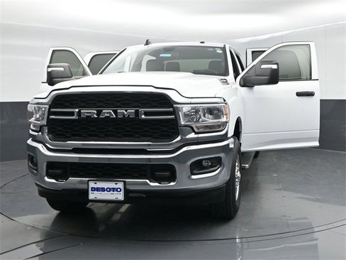 Used 2023 RAM 3500 Tradesman w/ Chrome Appearance Group image 63