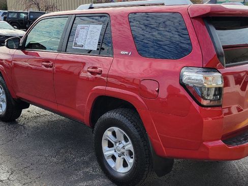 Used 2018 Toyota 4Runner SR5 image 26