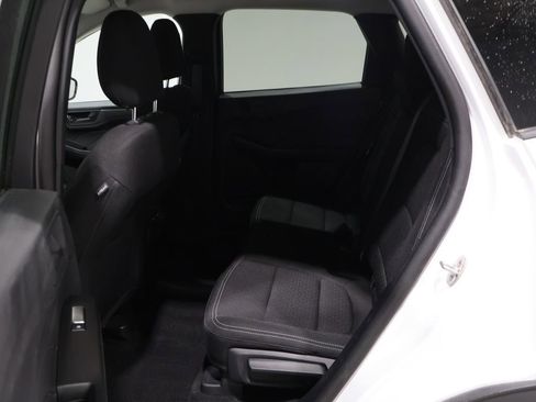 Used 2025 Ford Escape Active image 17