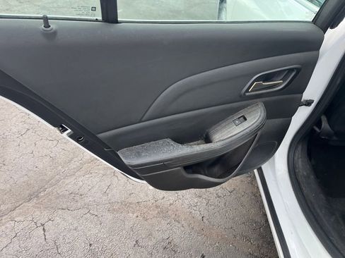 Used 2016 Chevrolet Malibu LT image 21