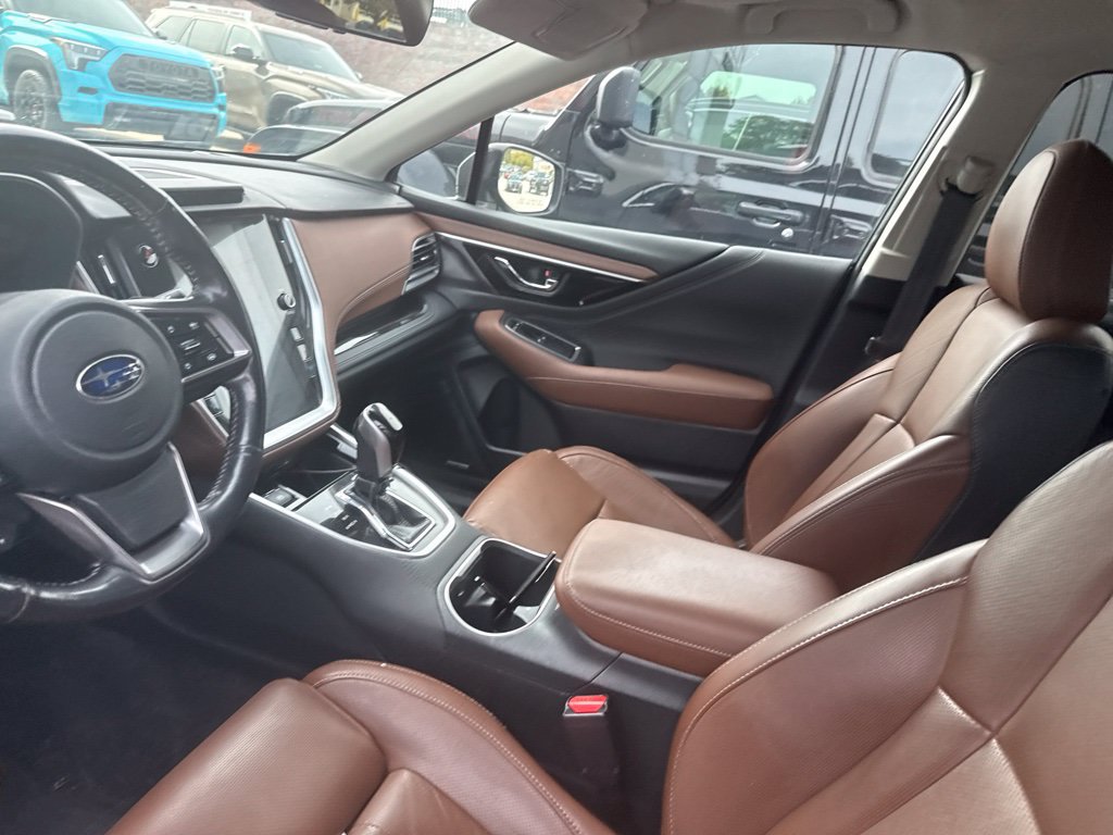 Used 2021 Subaru Outback Touring XT AWD/4WD image 4