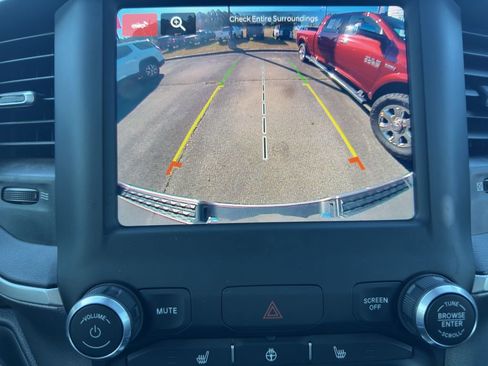 Used 2023 RAM 1500 Big Horn image 38