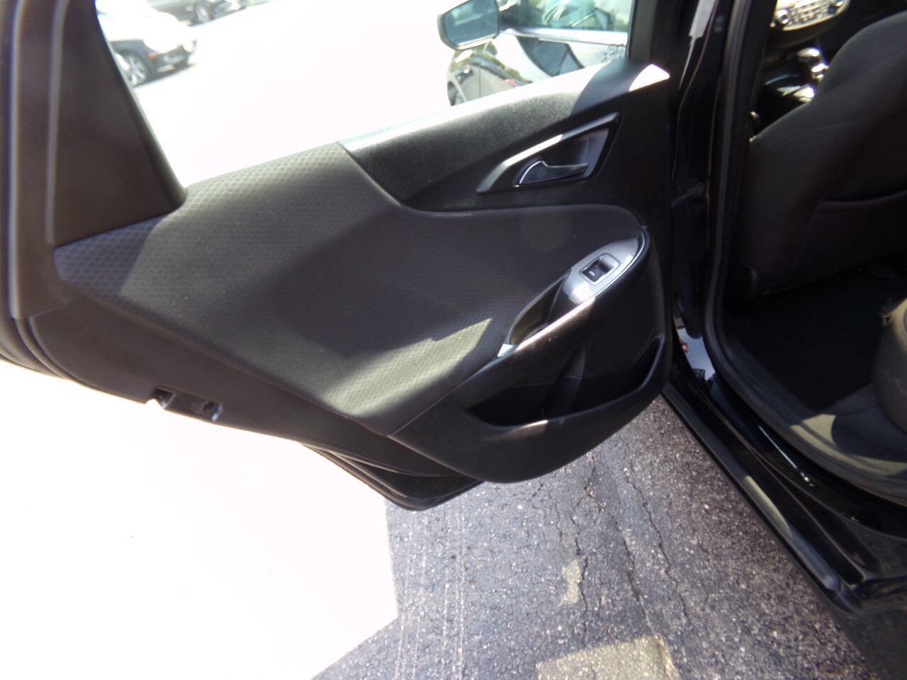 Used 2021 Chevrolet Malibu LT w/ Midnight Edition FWD image 18
