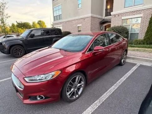 Used 2015 Ford Fusion Titanium FWD image 2