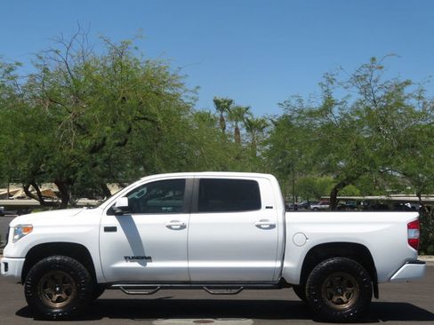 Used 2017 Toyota Tundra SR5 image 2