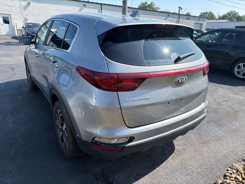 Used 2022 Kia Sportage LX AWD/4WD image 6
