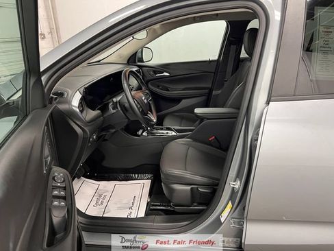 Used 2025 Buick Encore GX Preferred FWD image 27