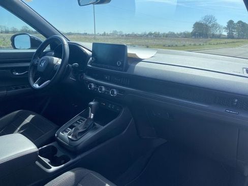 Used 2025 Honda CR-V Sport image 15