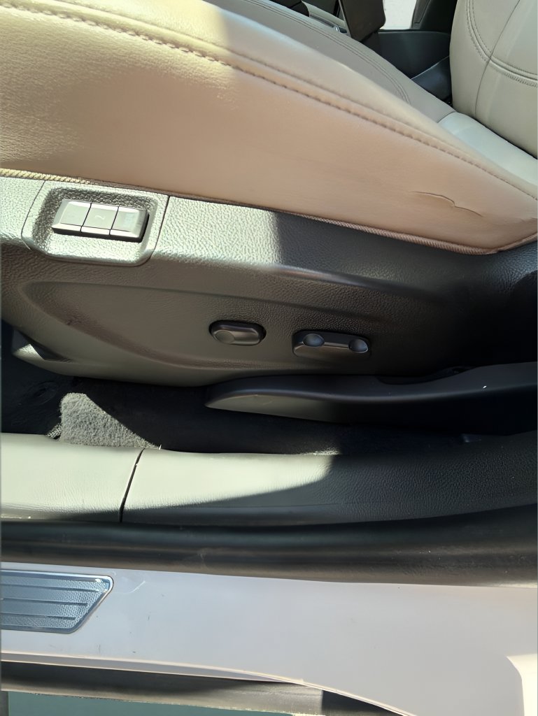Used 2017 Buick Encore Premium w/ Experience Buick Package FWD image 22